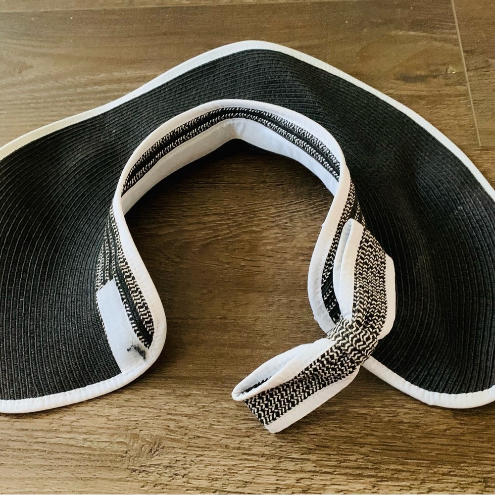 Visor - Picture 4 of 7